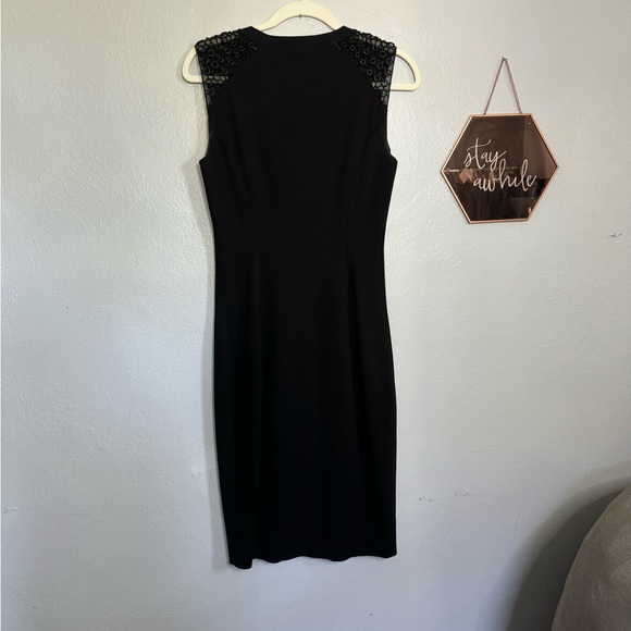 Eilie Tahari Black ZIp front Midi with Mesh Grommet Shoulders Size 2 - Picture 9 of 9